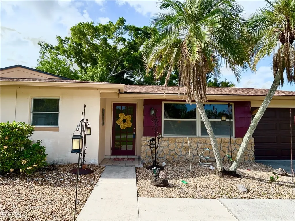 1649 N Hermitage Road Fort Myers FL 33919