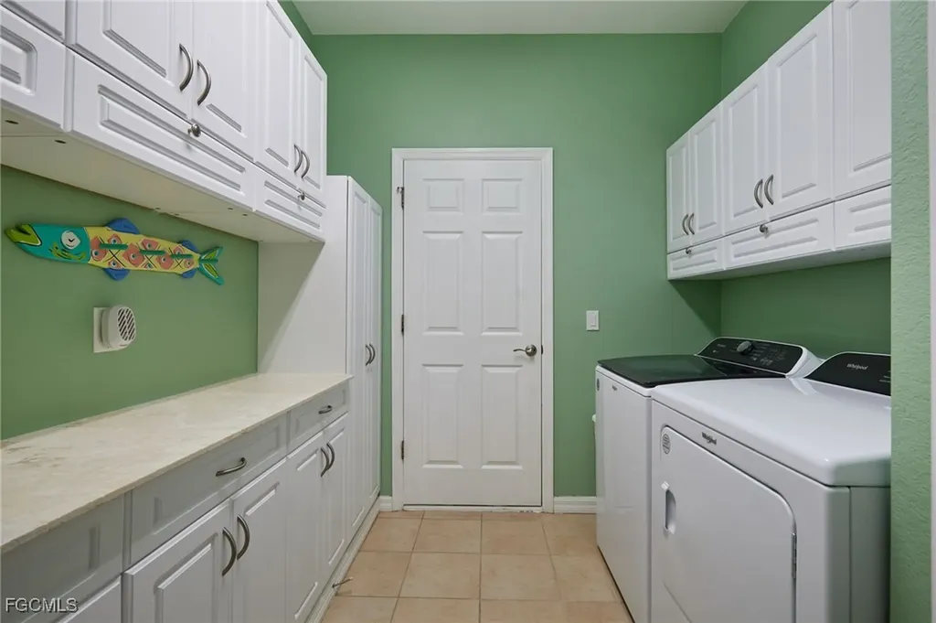 8698 Colony Trace Drive Fort Myers FL 33908