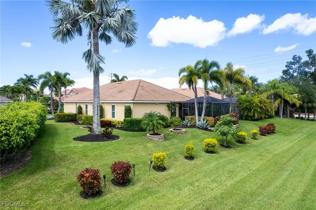8698 Colony Trace Drive Fort Myers FL 33908