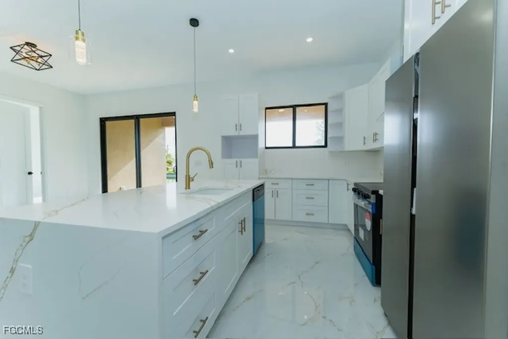 3307 NE 13th Avenue Cape Coral FL 33909