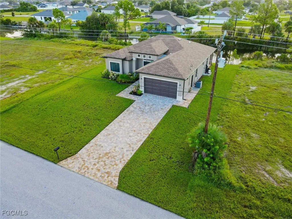 3307 NE 13th Avenue Cape Coral FL 33909