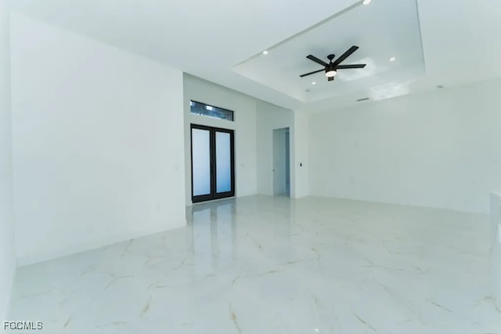 3307 NE 13th Avenue Cape Coral FL 33909