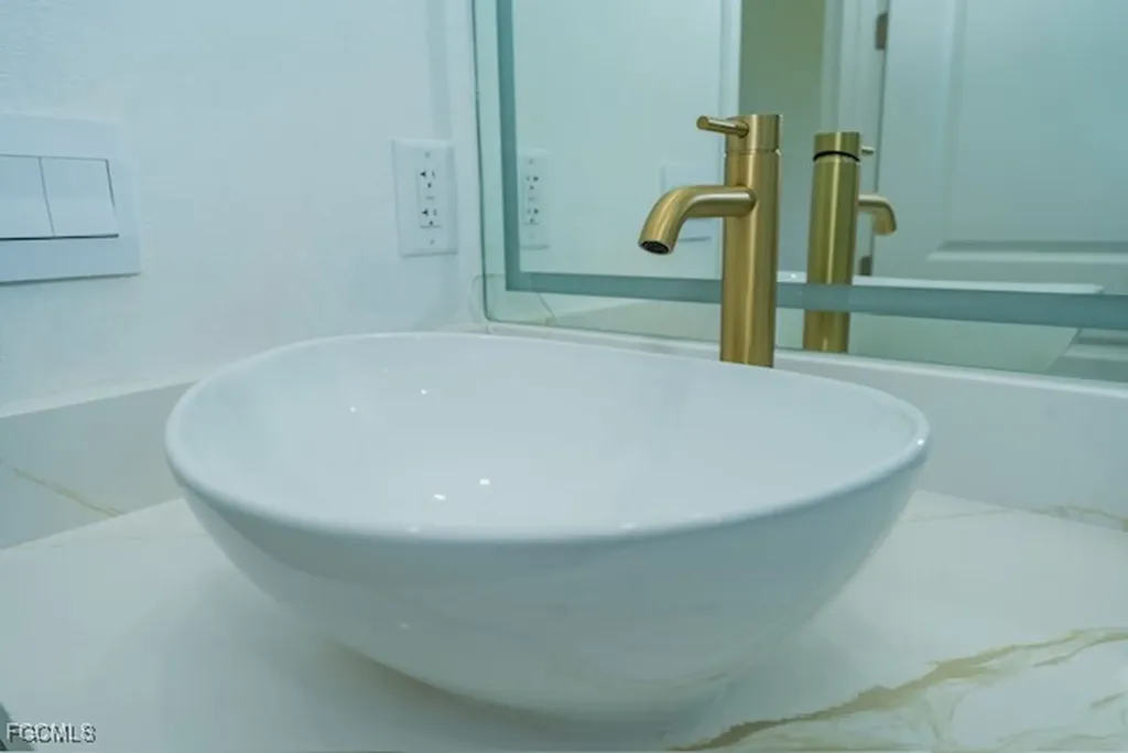 3307 NE 13th Avenue Cape Coral FL 33909