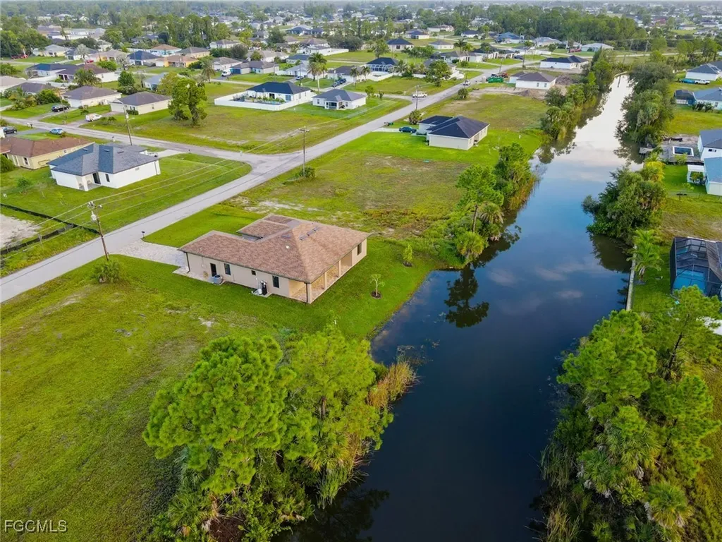 3307 NE 13th Avenue Cape Coral FL 33909