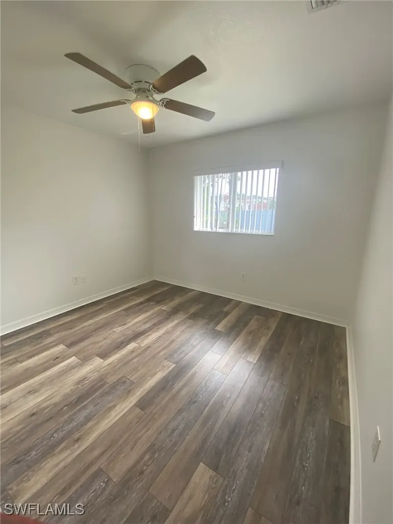1027 SE 11th Street Cape Coral FL 33990