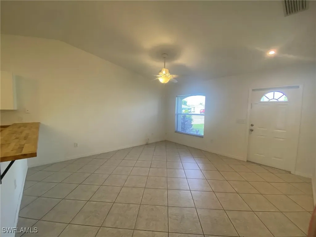 1027 SE 11th Street Cape Coral FL 33990