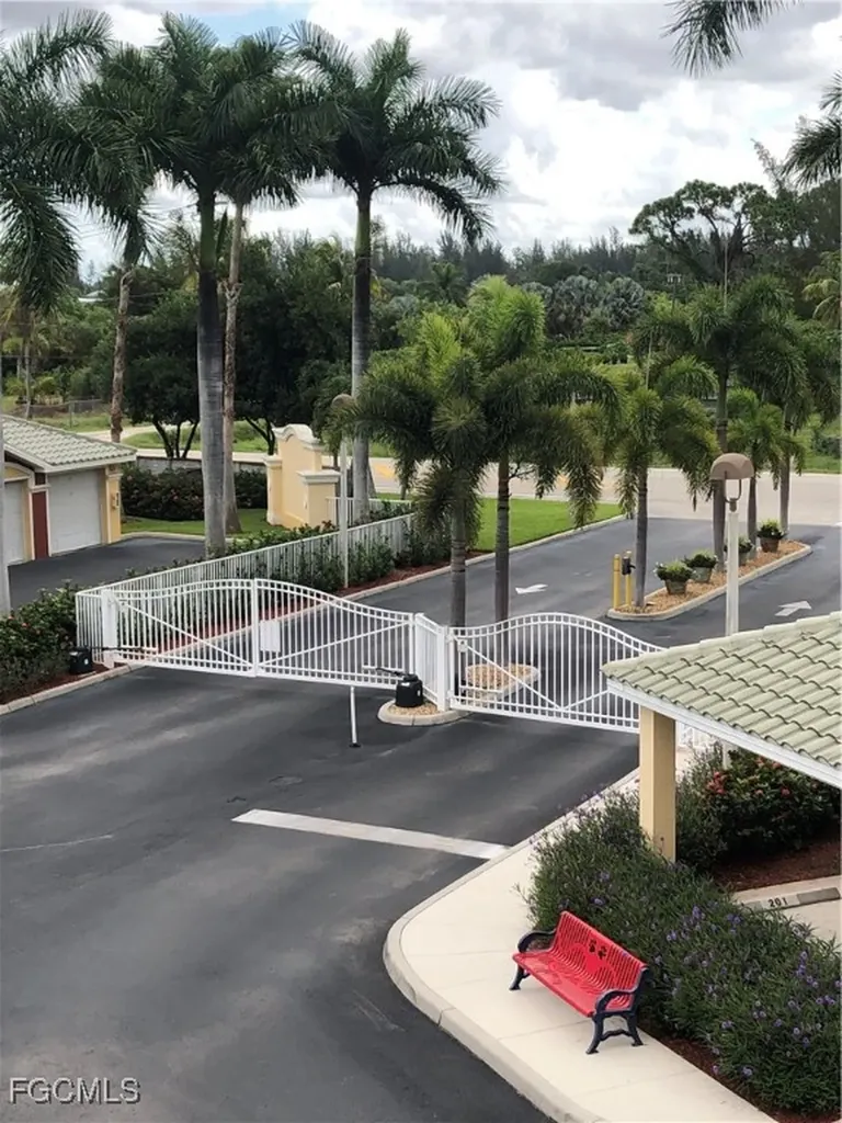 11021 Gulf Reflections Drive Fort Myers FL 33908