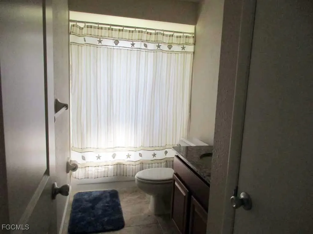 1510 SE 11th Place Cape Coral FL 33990