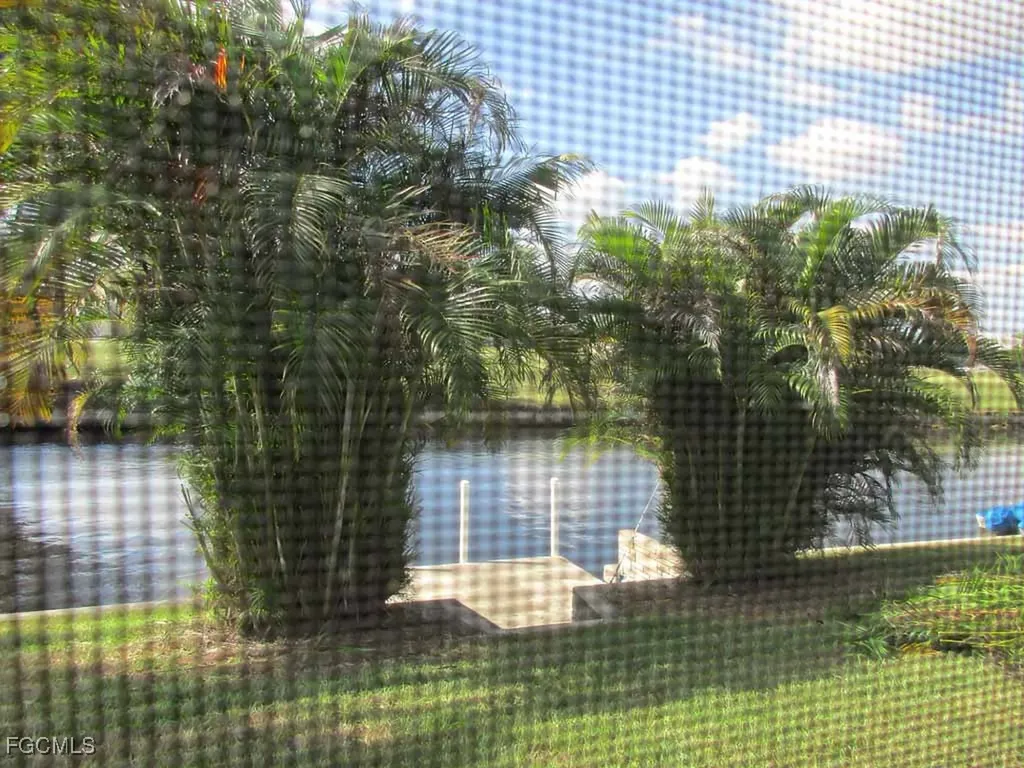 1510 SE 11th Place Cape Coral FL 33990