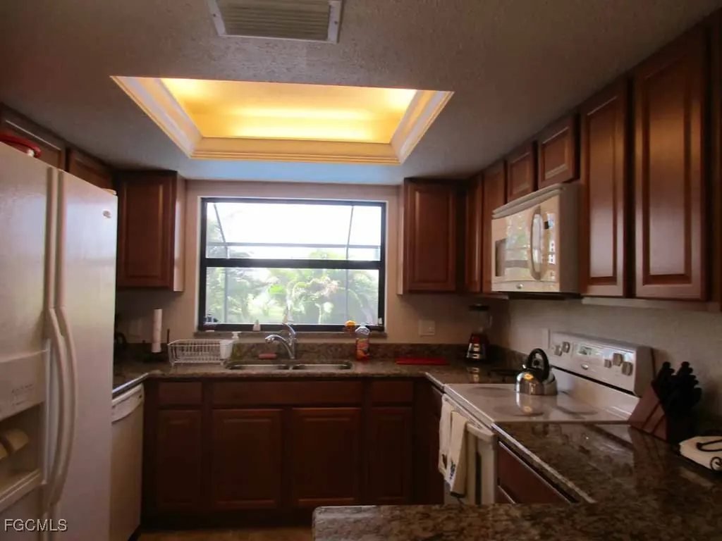 1510 SE 11th Place Cape Coral FL 33990