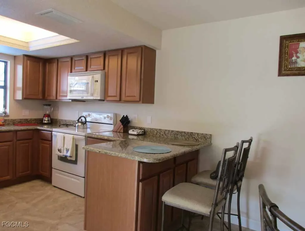 1510 SE 11th Place Cape Coral FL 33990