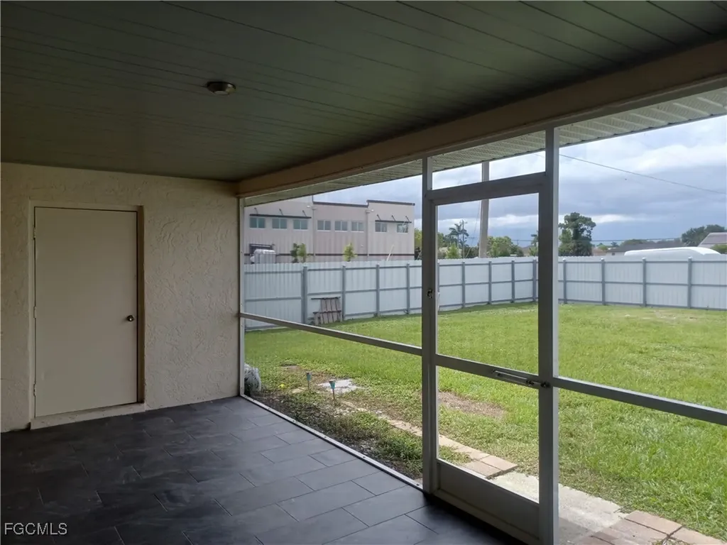 1102 SW 15th Terrace Cape Coral FL 33991