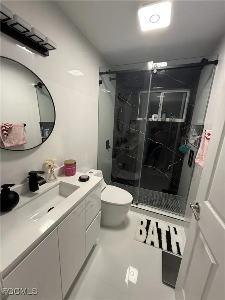 1726 Country Club Boulevard Cape Coral FL 33990