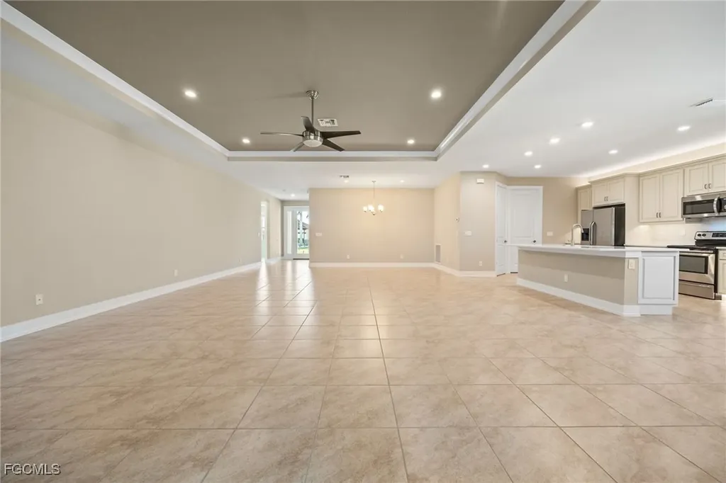 2513 SW 38th Terrace Cape Coral FL 33914