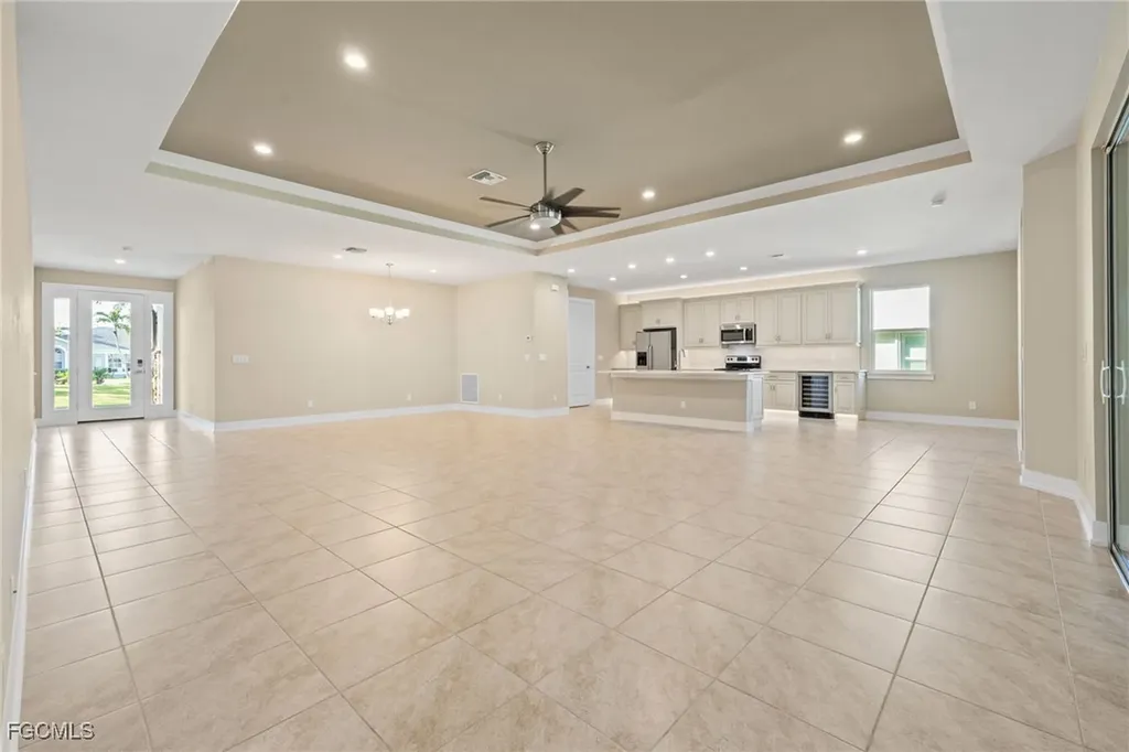 2513 SW 38th Terrace Cape Coral FL 33914