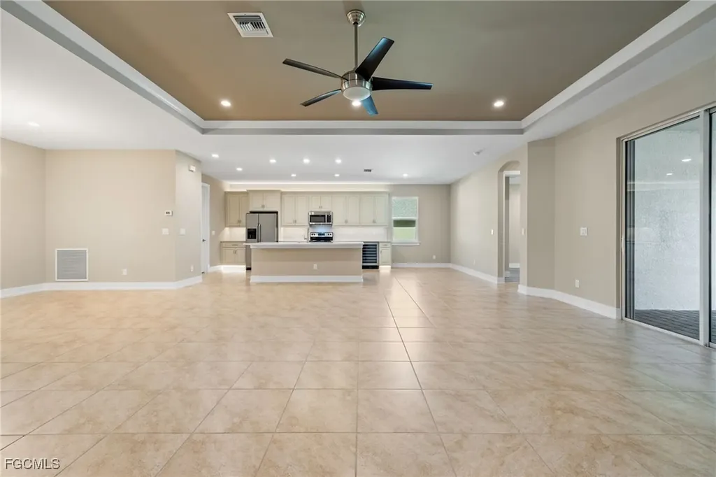 2513 SW 38th Terrace Cape Coral FL 33914