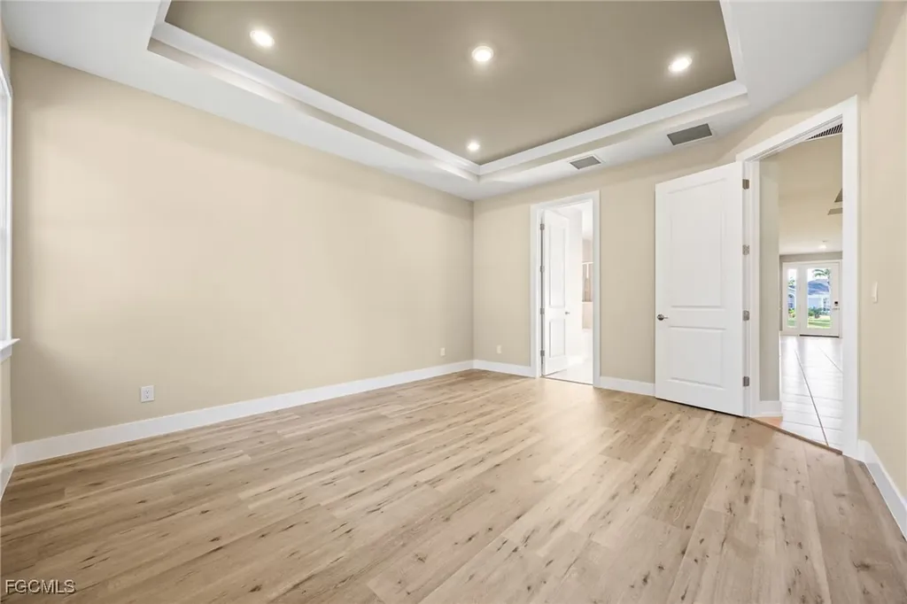 2513 SW 38th Terrace Cape Coral FL 33914