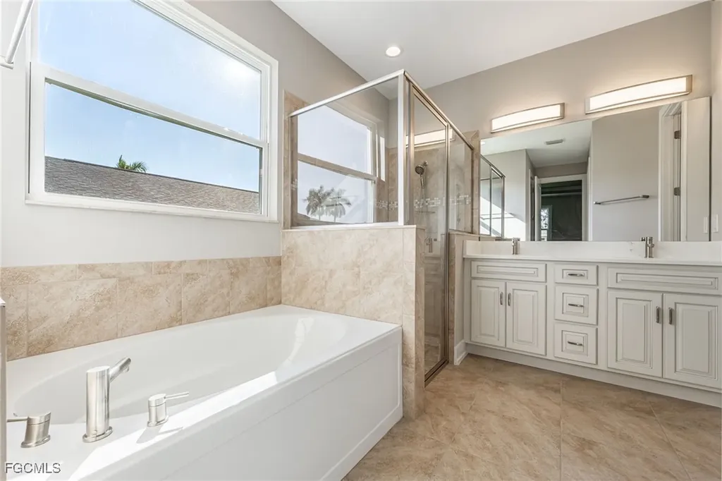 2513 SW 38th Terrace Cape Coral FL 33914