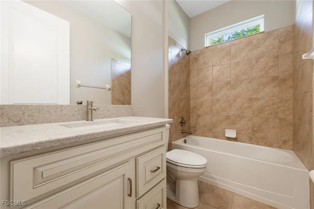 2513 SW 38th Terrace Cape Coral FL 33914