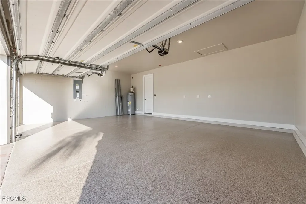 2513 SW 38th Terrace Cape Coral FL 33914