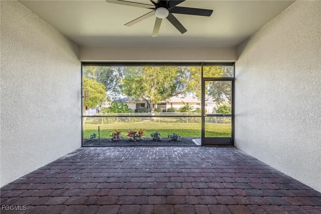 2513 SW 38th Terrace Cape Coral FL 33914