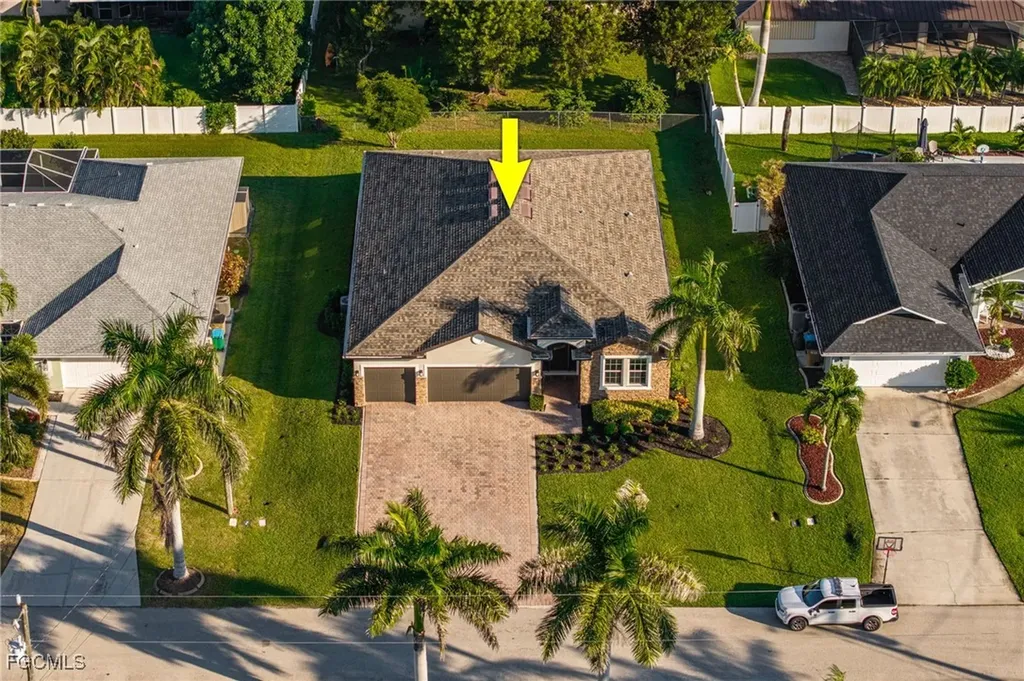 2513 SW 38th Terrace Cape Coral FL 33914