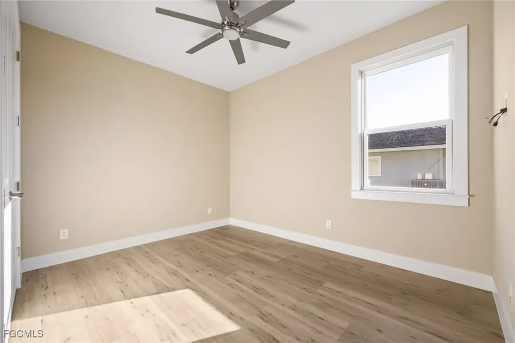 2513 SW 38th Terrace Cape Coral FL 33914