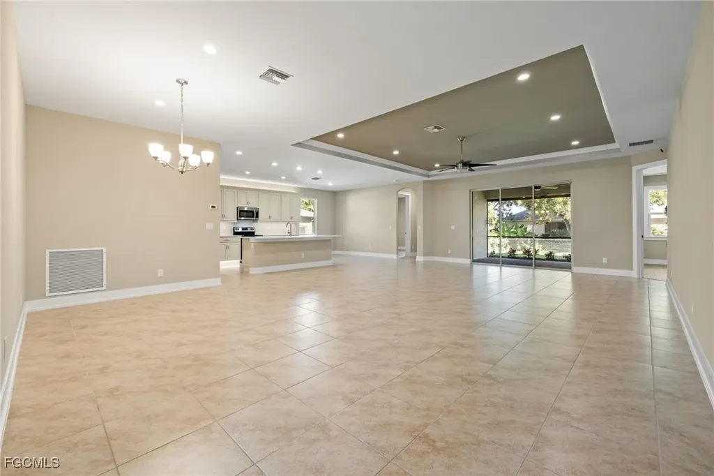 2513 SW 38th Terrace Cape Coral FL 33914