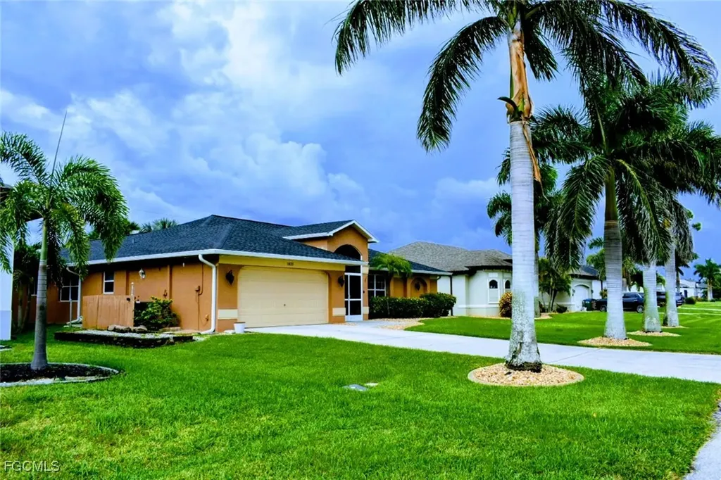 1823 SW 39th Street Cape Coral FL 33914