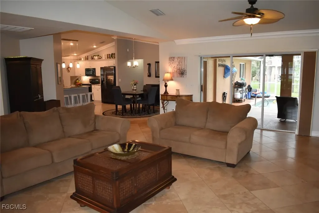 1823 SW 39th Street Cape Coral FL 33914