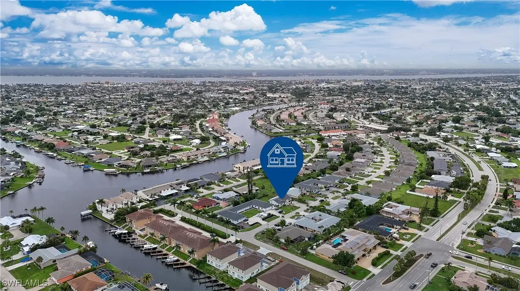 3609 SE 9th Place Cape Coral FL 33904