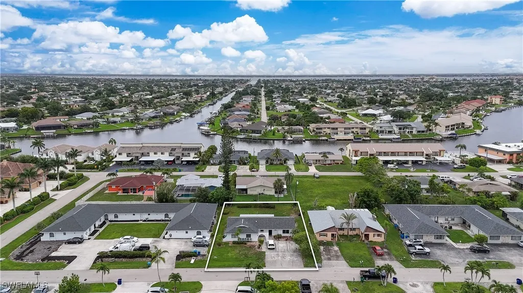 3609 SE 9th Place Cape Coral FL 33904