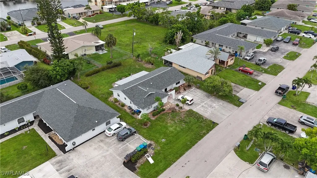 3609 SE 9th Place Cape Coral FL 33904