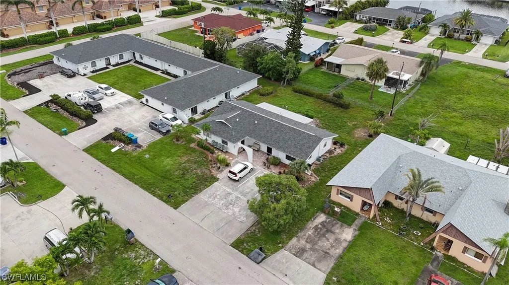 3609 SE 9th Place Cape Coral FL 33904