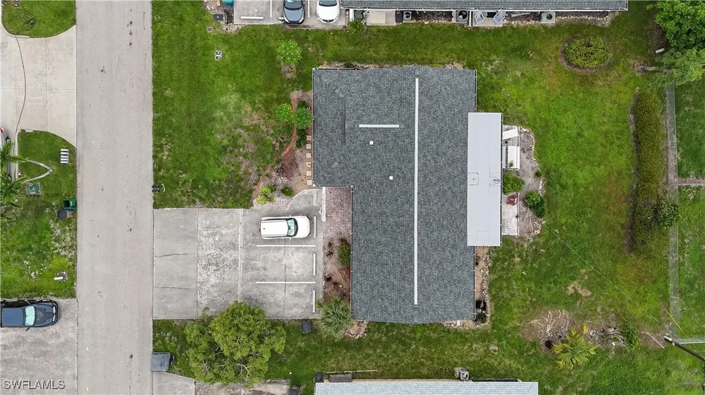 3609 SE 9th Place Cape Coral FL 33904