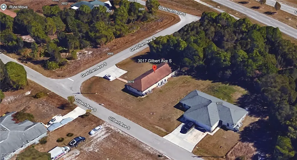 3017/3019 Gilbert Avenue S Lehigh Acres FL 33973