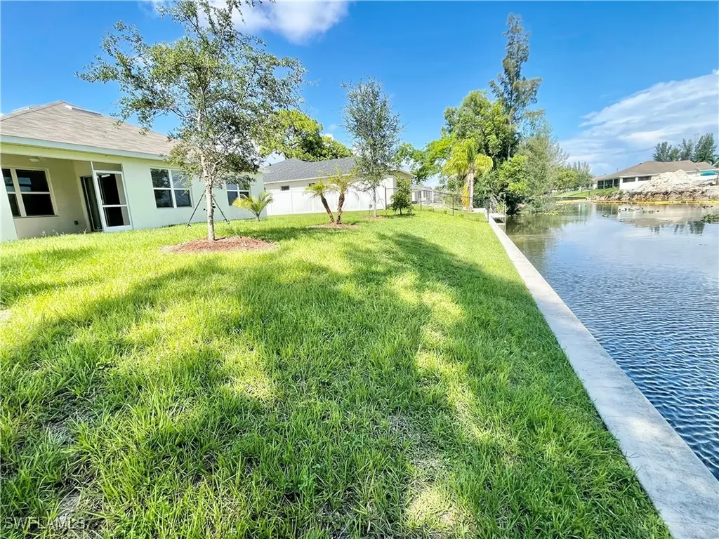 604 SW 26th Street Cape Coral FL 33914