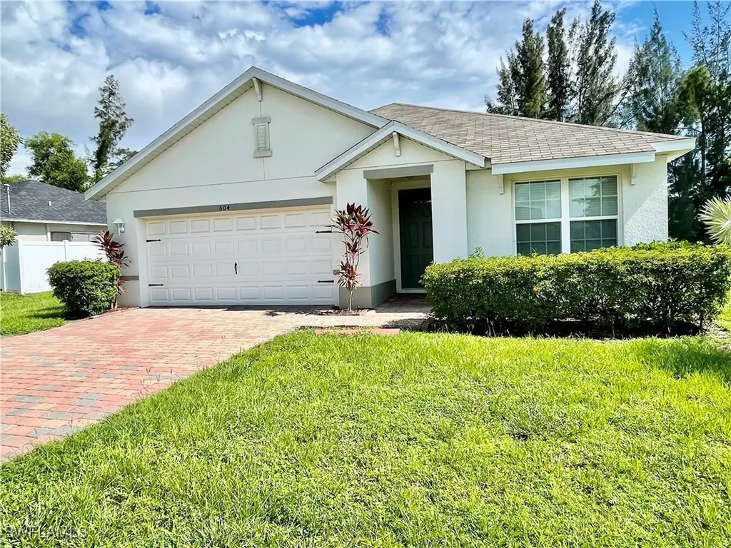 604 SW 26th Street Cape Coral FL 33914