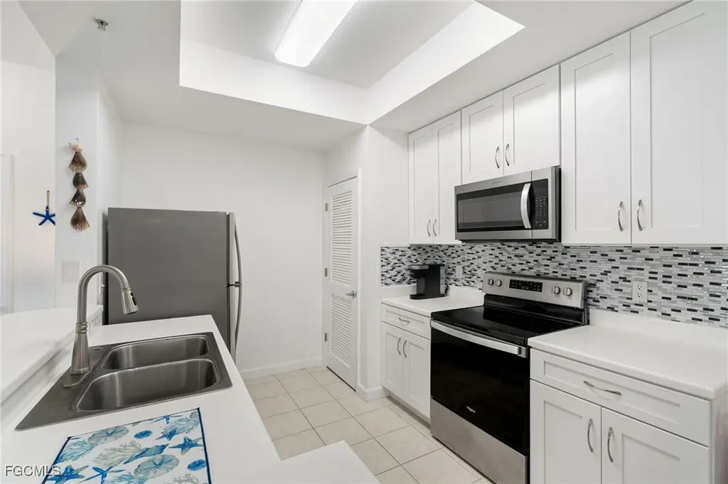 9025 Colby Drive Fort Myers FL 33919