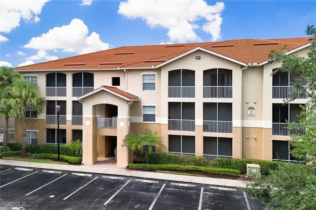 9025 Colby Drive Fort Myers FL 33919