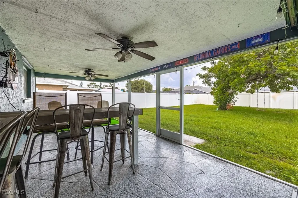 463 SE 17th Avenue Cape Coral FL 33990