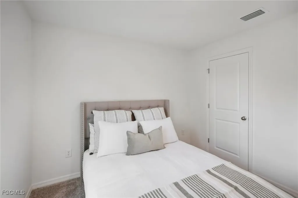 3932 NW 46th Lane Cape Coral FL 33993