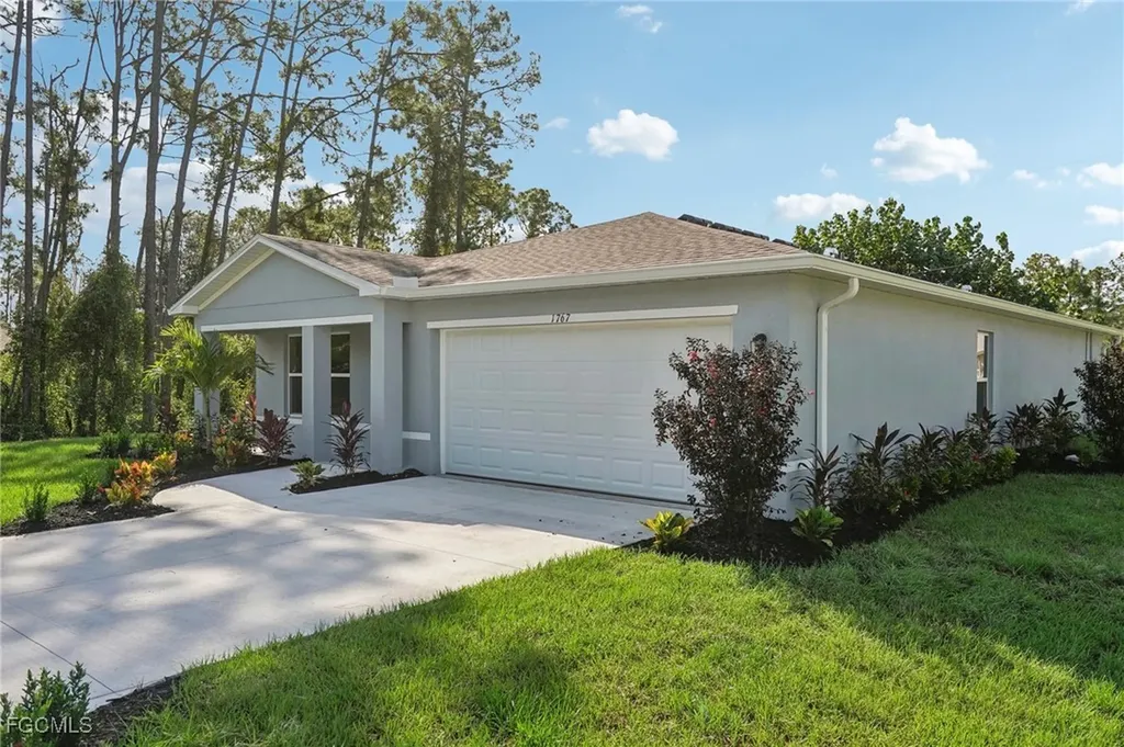 3932 NW 46th Lane Cape Coral FL 33993