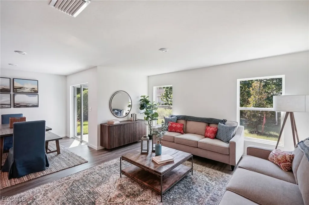 3932 NW 46th Lane Cape Coral FL 33993