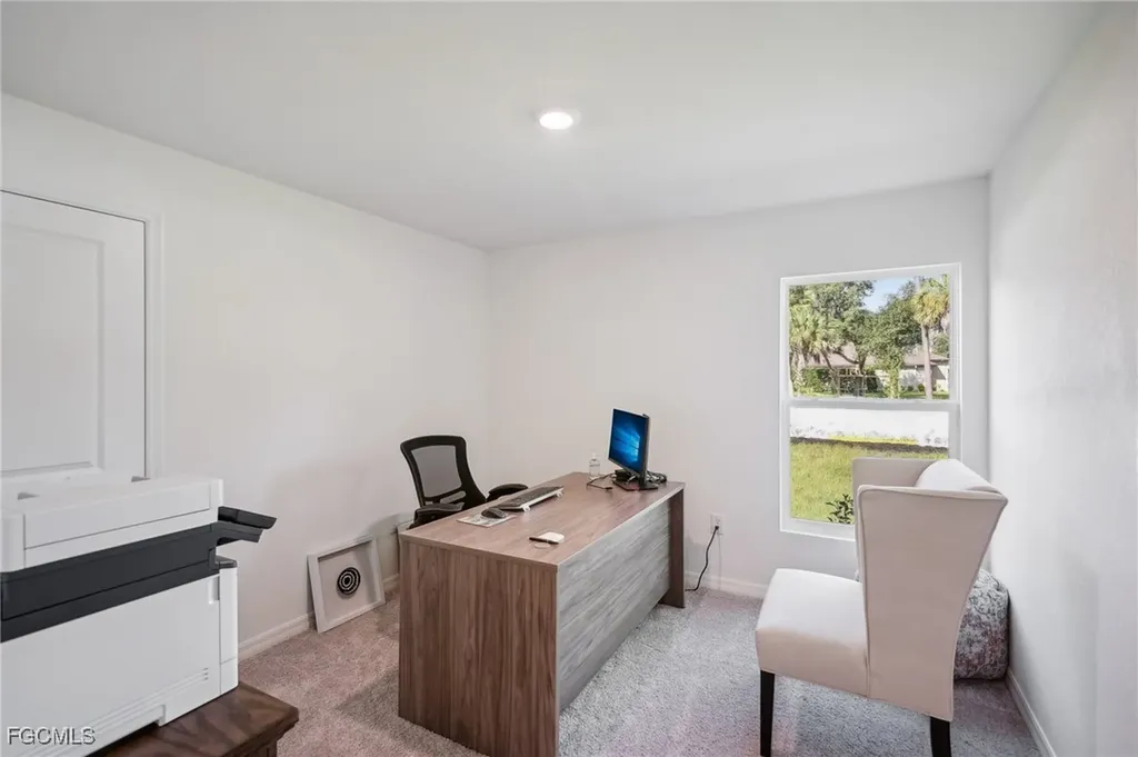 4721 NW 38th Place Cape Coral FL 33993