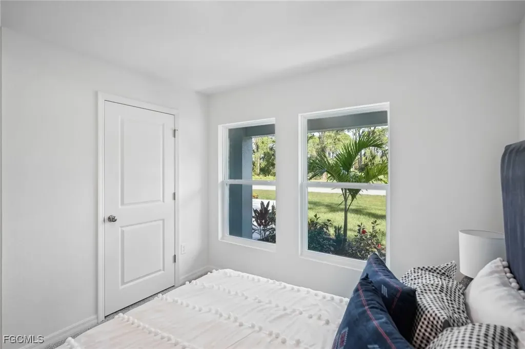 4721 NW 38th Place Cape Coral FL 33993