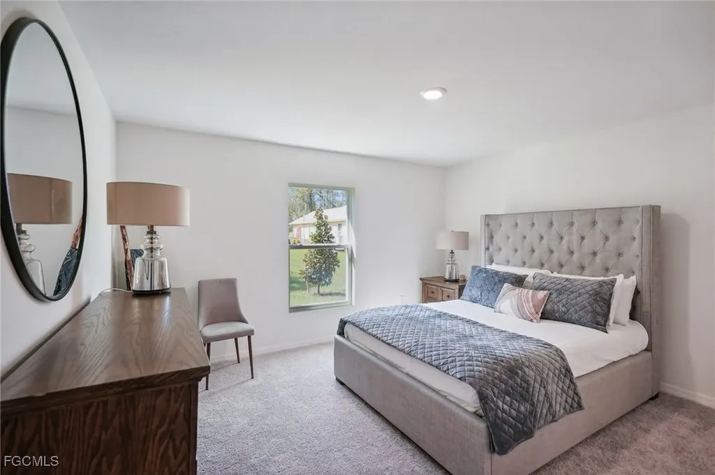 4721 NW 38th Place Cape Coral FL 33993