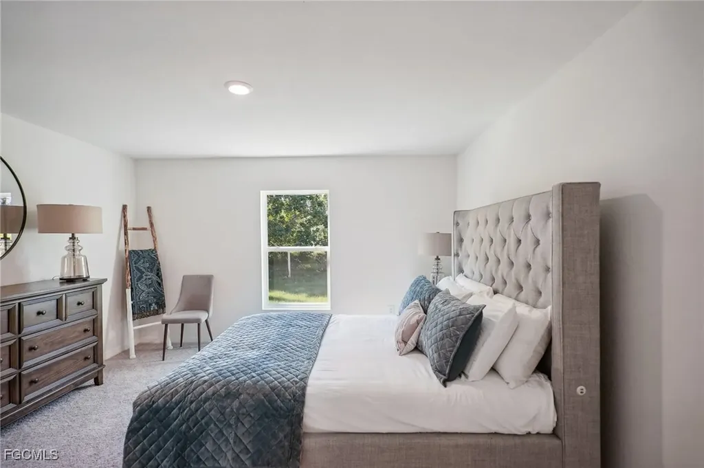 4721 NW 38th Place Cape Coral FL 33993