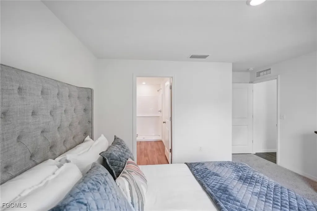 4721 NW 38th Place Cape Coral FL 33993