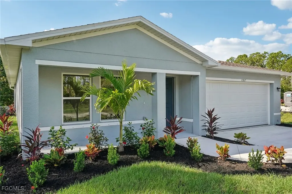 4721 NW 38th Place Cape Coral FL 33993